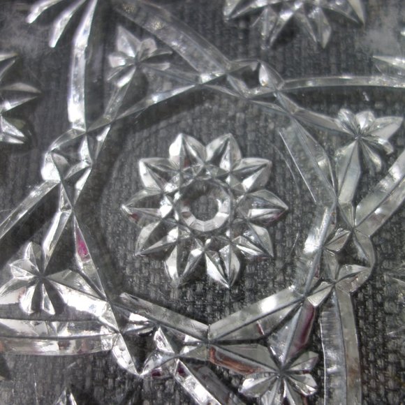 Vintage Fancy Glass Ash Tray - Picture 3 of 8